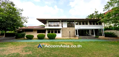 เช่าบ้านเดี่ยว เขตวัฒนา : 🔼🔽 AccomA 📩 Nature-filled 2-storey home in Phrakanong (60068)