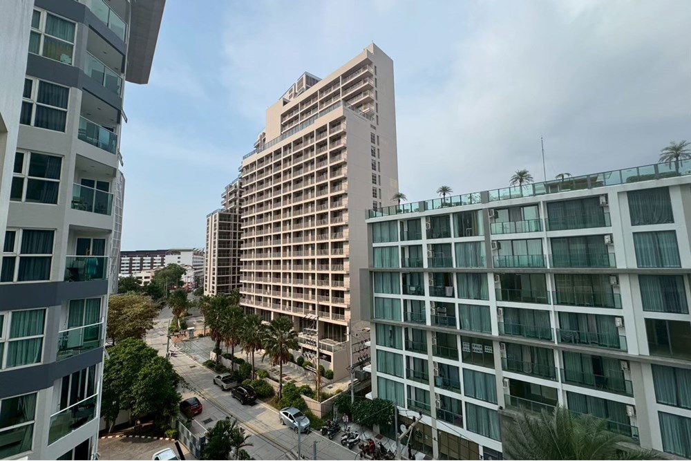 picture [920611001-377] Urban Oasis Condo in Pattaya - 1BR, Great Amenities - 9/29