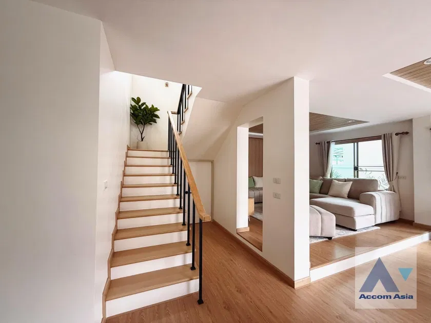 picture 🔼🔽 AccomA 📩 Private Swimming Pool 3 BR House in Suan Luang (AA43606) - 8/17