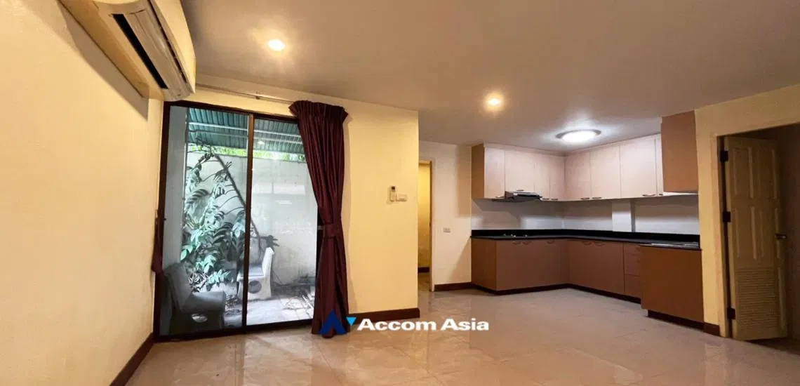รูป 🔼🔽 AccomA 📩 Classic townhome with full built-ins in central Thonglor location (13000542) - รูปที่ 3/18