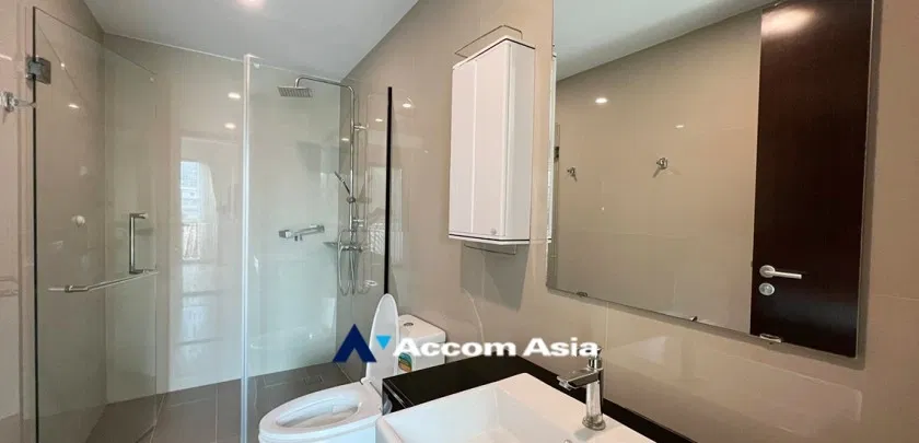 รูป 🔼🔽 AccomA 📩 Charming townhouse in the prime Sathorn area with stylish design (AA25860) - รูปที่ 19/20