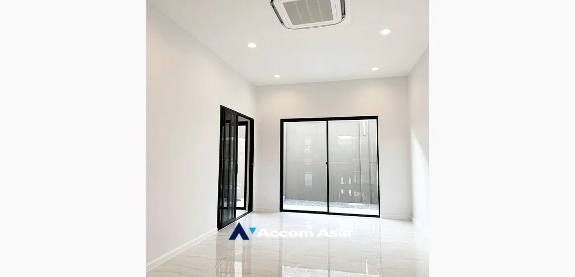 picture 🔼🔽 AccomA 📩  3 BR Townhouse @DEMI Sathu 49 (AA33773) - 5/15