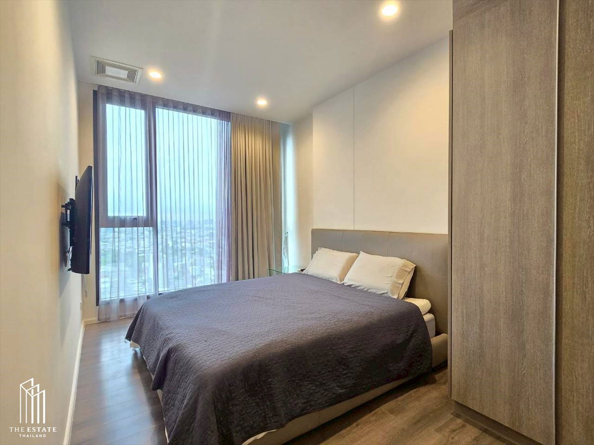 รูป For rent Whizdom Essence ใกล้ BTS ปุณณวิถี ติด True Digital Par ห้องมุม ชั้นสูง วิวเมืองและโค้งน้ำเจ้าพระยา @35,000 Baht - รูปที่ 2/9