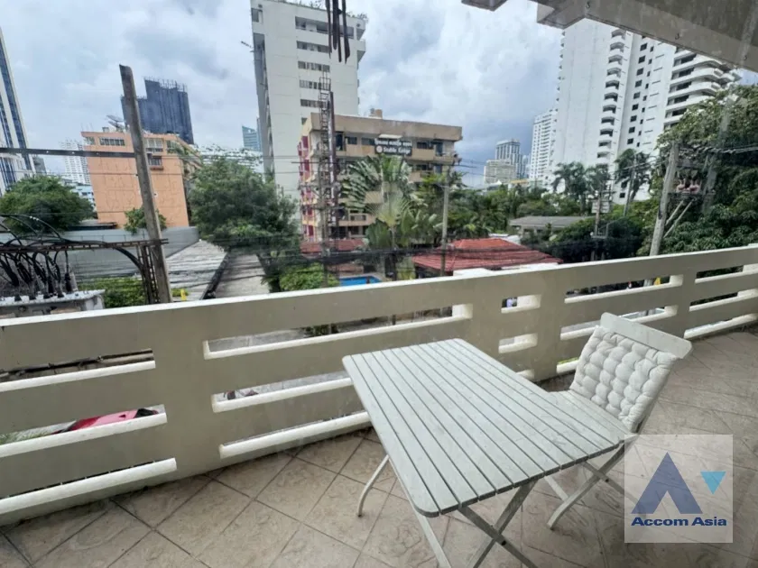 picture 🔼🔽 AccomA 📩  2 BR Condominium @The Heritage (24043) - 10/17