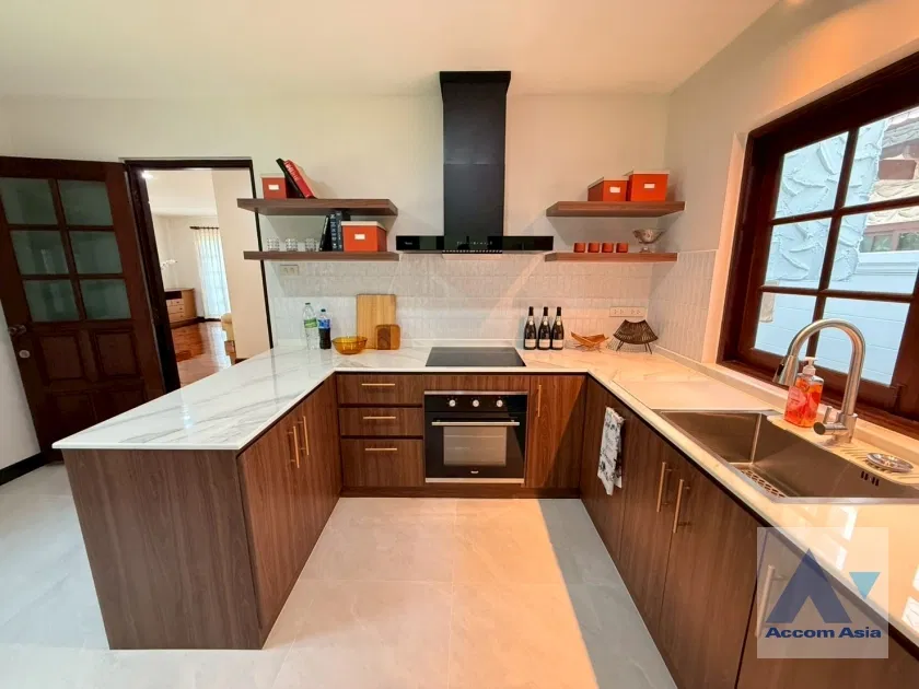 picture 🔼🔽 AccomA 📩  Family home with Tudor charm in peaceful compound near BTS Onnut (99870) - 19/20