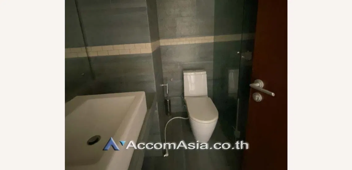 picture 🔼🔽 AccomA 📩  2 BR Condominium @ICON III (1514135) - 6/8