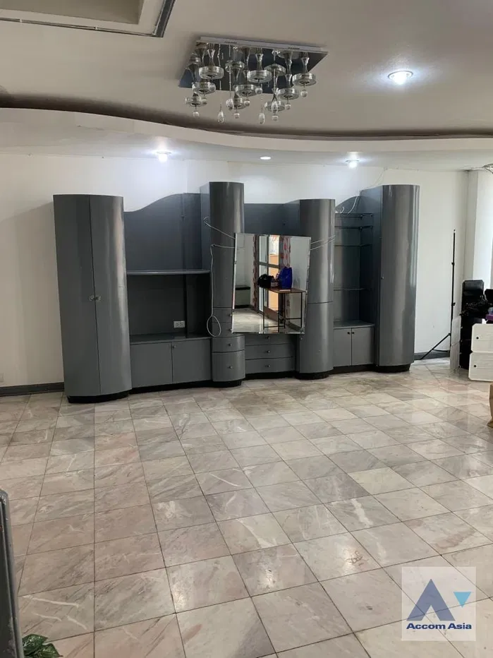 รูป 🔼🔽 AccomA 📩 Home Office 3 BR Townhouse in Thung Wat Don (AA36393) - รูปที่ 2/14