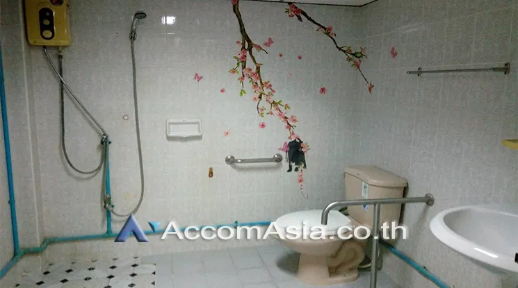 picture 🔼🔽 AccomA 📩 Home Office 2 BR Townhouse in Thung Maha Mek (AA22624) - 4/7