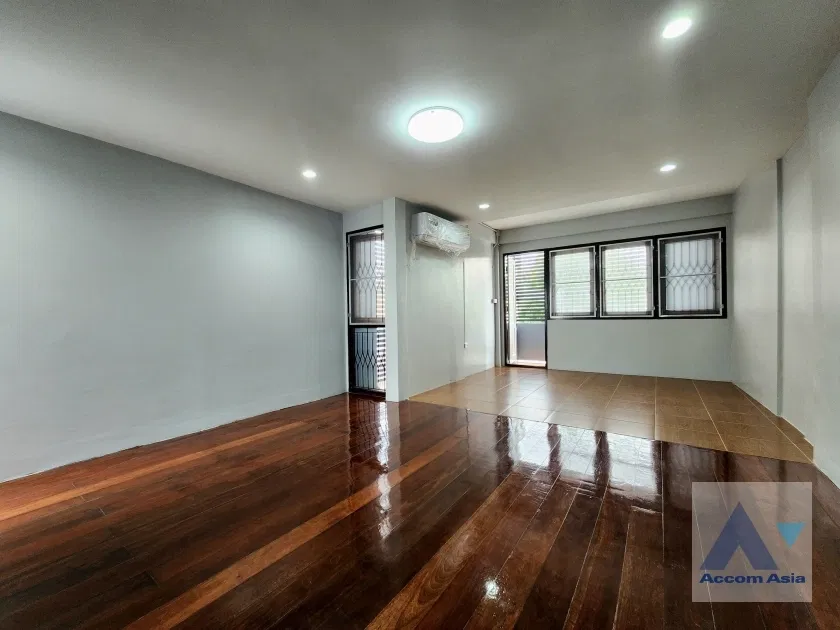 picture 🔼🔽 AccomA 📩 House for rent, near Bangkok Prep Primary Int’l 600 m. in Phra Kanong (AA35459) - 13/20