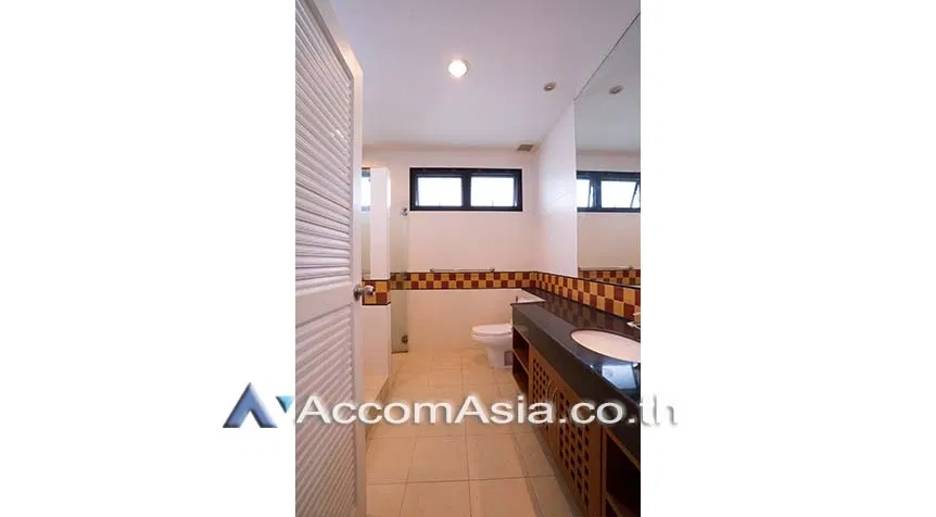 picture 🔼🔽 AccomA 📩  Family-friendly house with private pool and garden in Sathorn (AA27509) - 18/20