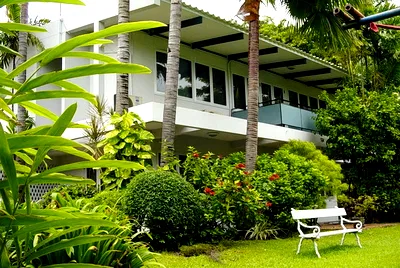 เช่าบ้านเดี่ยว ถนนสีลม : 🔼🔽 AccomA 📩  3 BR House @Peaceful Compound (9015003)