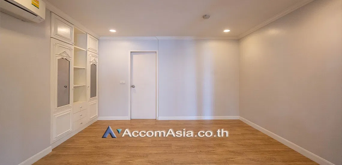 picture 🔼🔽 AccomA 📩 Newton Tower Condominium - 9/12