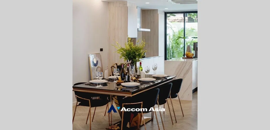 รูป 🔼🔽 AccomA 📩  Modern resort-style home with high ceilings and premium finishes in Phrom Phong (AA33786) - รูปที่ 8/18