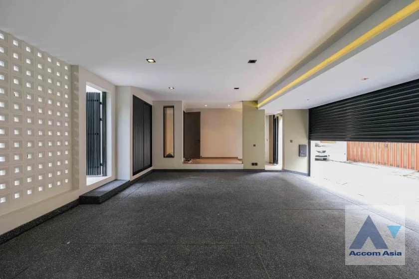 รูป 🔼🔽 AccomA 📩 Spacious 5-Bedroom Home for Rent in a Peaceful Residential Area - Perfect for a Large Family (AA25189) - รูปที่ 7/20