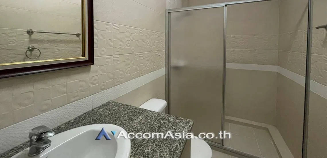 รูป 🔼🔽 AccomA 📩  5 BR House in Khlong Ton Nuea (AA29561) - รูปที่ 10/16