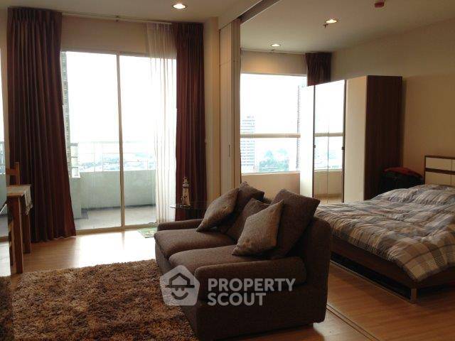 picture 1-BR Condo at The Light House Sathorn–Chareonnakorn near BTS Krung Thon Buri (ID 653429) - 4/5