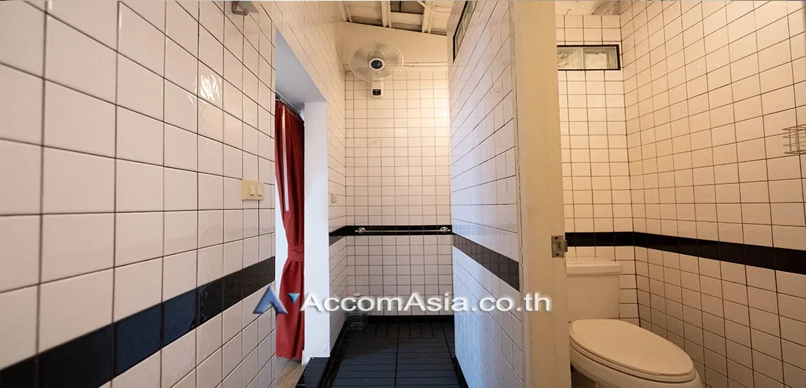 picture 🔼🔽 AccomA 📩 Townhouse with Home Office setup and 3 Bedrooms near MRT Lumphini (AA16931) - 16/18