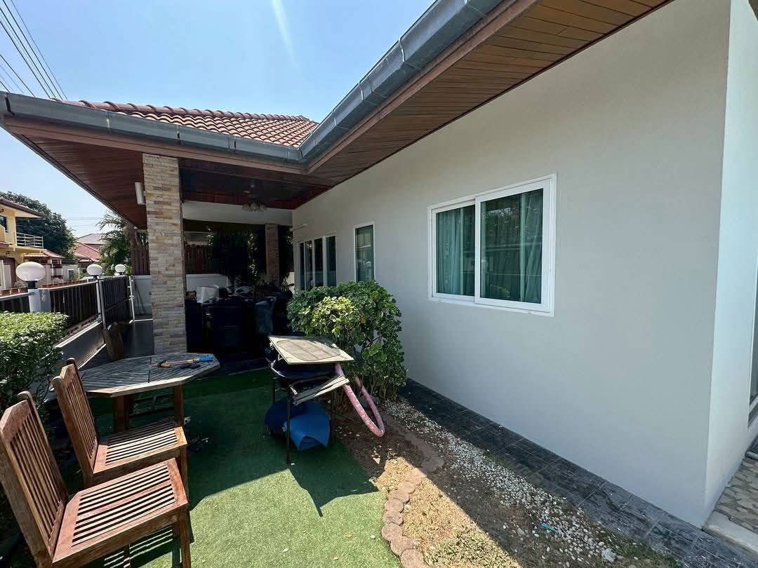 picture Pattaya House with Private Pool in Pattaya Beach Side Thepprasit Road inside a safe and transquil village - 18/18