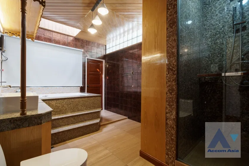 รูป 🔼🔽 AccomA 📩 Fully furnished vintage-style home in Yen Akat with private garden (13001223) - รูปที่ 13/20