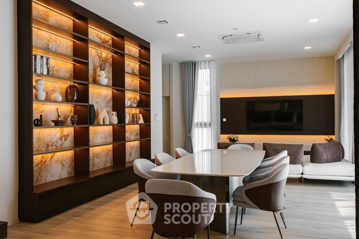 รูป บ้าน 4-ห้องนอน ที่ วีเว่ กรุงเทพกรีฑา ใกล้ กรุงเทพกรีฑา (ID 2284356) - รูปที่ 9/21