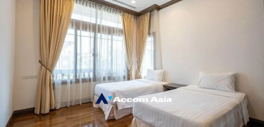picture 🔼🔽 AccomA 📩 Spacious family house with private pool in Sathorn (AA32800) - 10/13