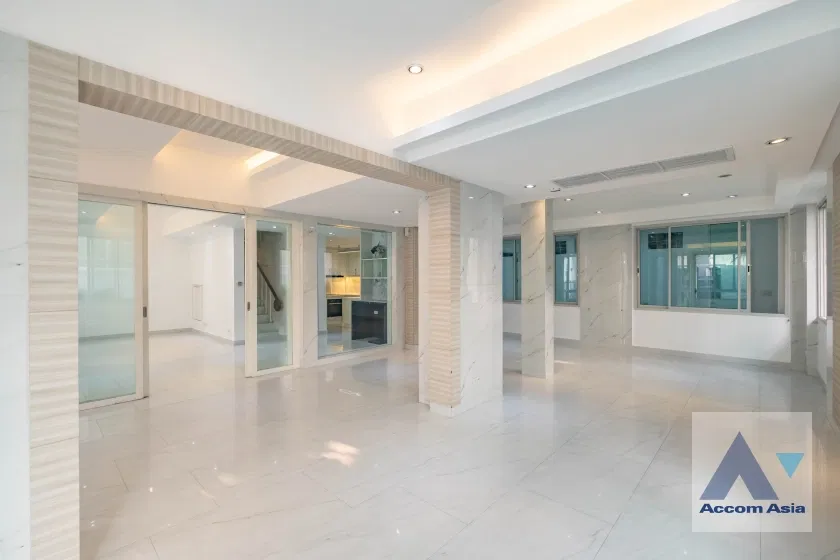 รูป 🔼🔽 AccomA 📩  4 BR House in Khlong Toei Nuea (AA39878) - รูปที่ 6/20