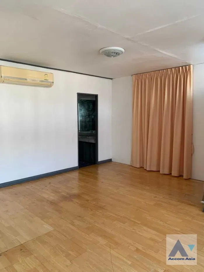 รูป 🔼🔽 AccomA 📩 Home Office 3 BR Townhouse in Thung Wat Don (AA36393) - รูปที่ 13/14