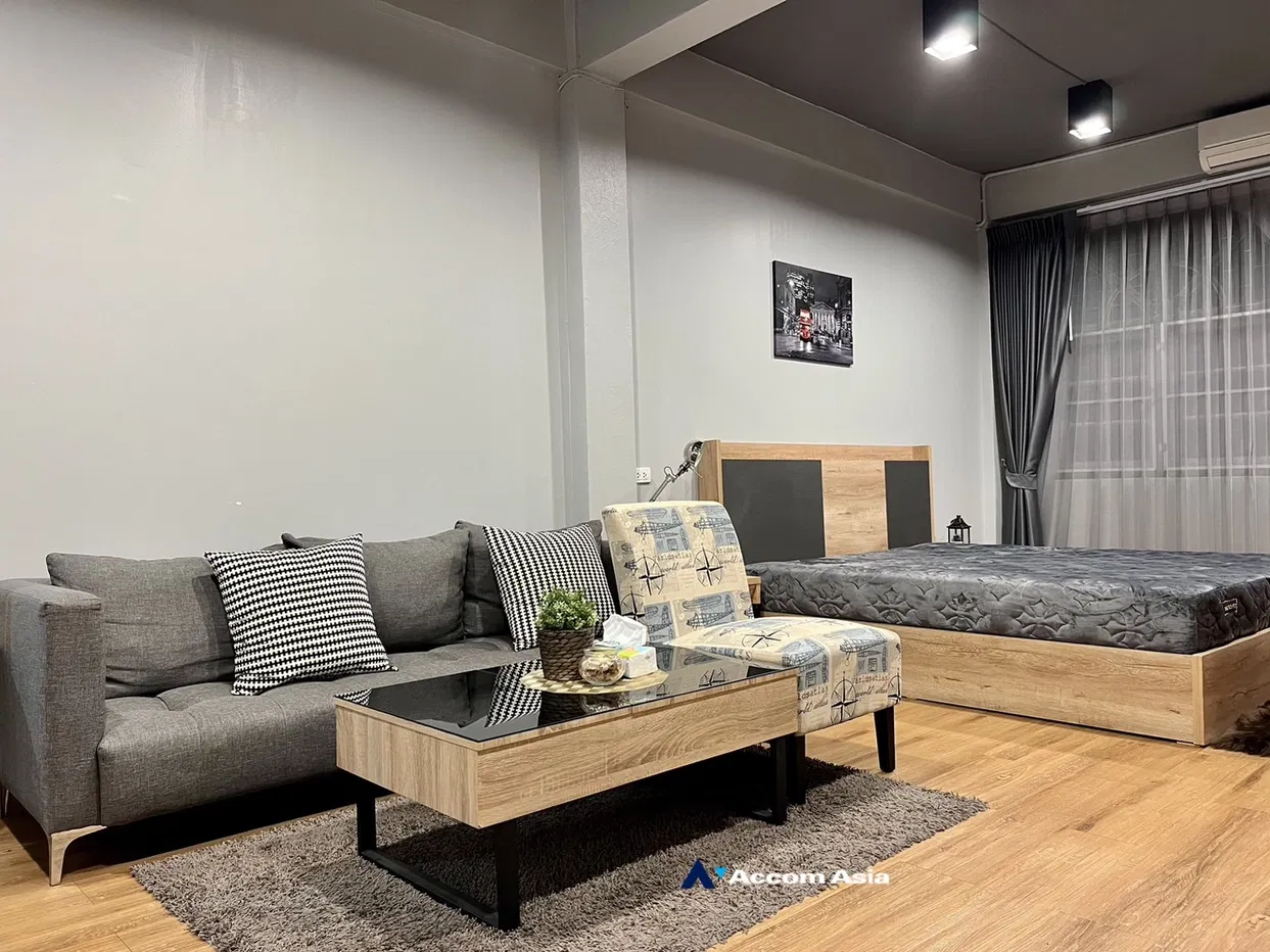 รูป 🔼🔽 AccomA 📩 Home Office 2 BR Townhouse in Bang Khlo (AA35161) - รูปที่ 1/16