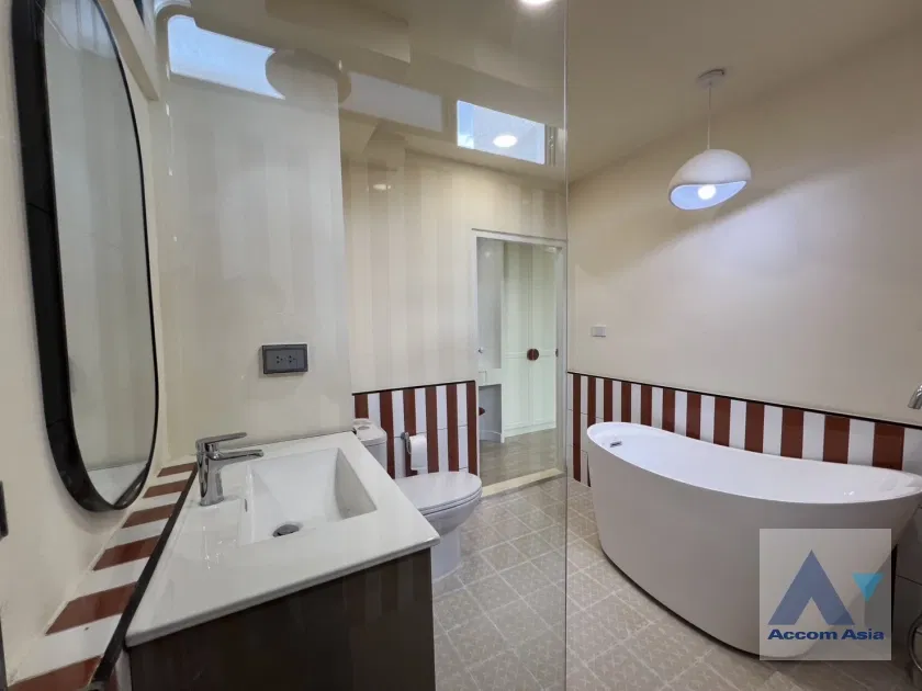 picture 🔼🔽 AccomA 📩 Newly renovated,Fully Furnished 2 BR Condominium @Supalai Place   (AA44421) - 11/14