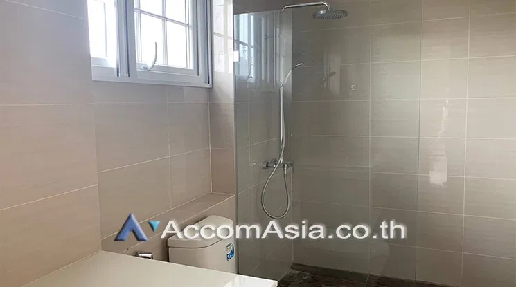 picture 🔼🔽 AccomA 📩  4 BR House in Klong Tan (AA30049) - 9/17
