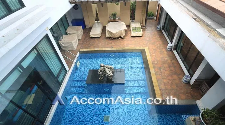 รูป 🔼🔽 AccomA 📩 Private Swimming Pool 3 BR House in Phra Khanong Nuea (AA17800) - รูปที่ 2/16