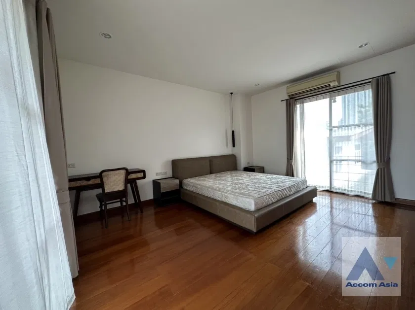 picture 🔼🔽 AccomA 📩 Contemporary Home with Full Function & Open Plan (AA35870) - 9/20