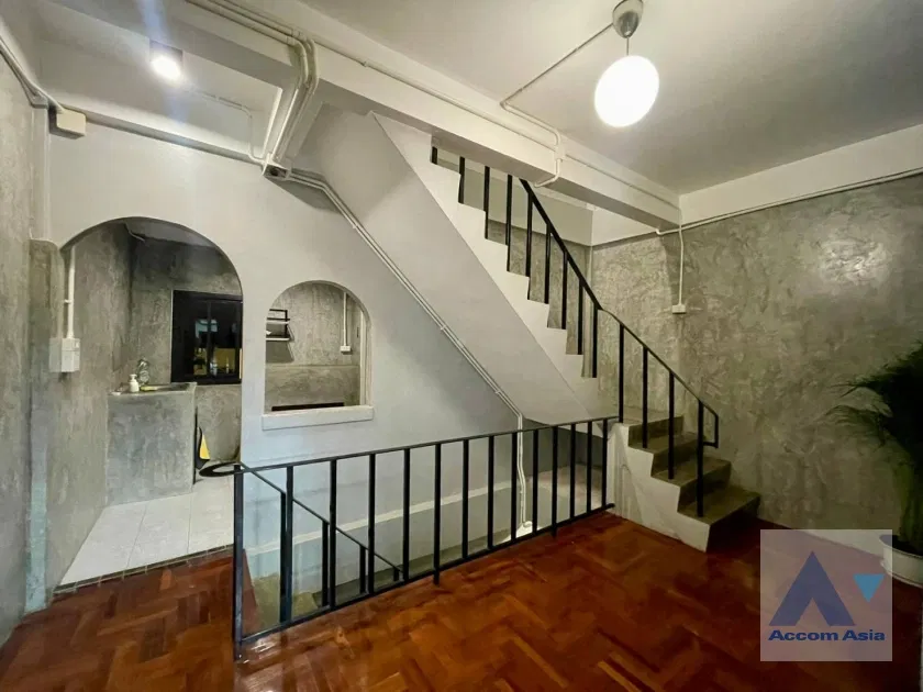รูป 🔼🔽 AccomA 📩 Home Office,Pet friendly 3 BR Townhouse in Chong Nonsi (AA27831) - รูปที่ 19/20