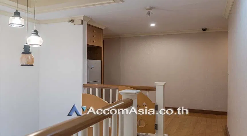 picture 🔼🔽 AccomA 📩 White-tone condo with open layout and city views at Le Raffine Sukhumvit 24(1514102) - 12/18