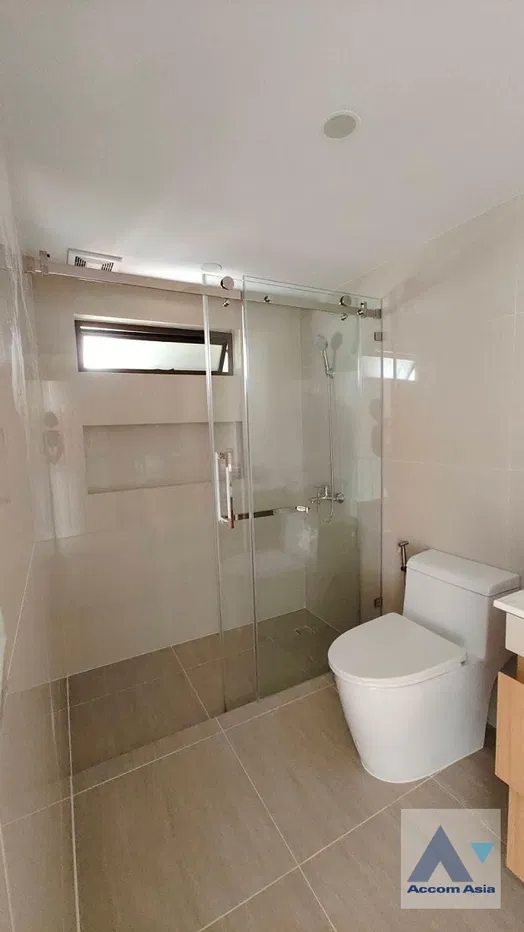 picture 🔼🔽 AccomA 📩  3 BR Condominium @Liberty Park I (AA42920) - 10/13