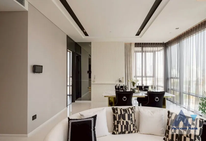 รูป 🔼🔽 AccomA 📩  Modern minimalist condominium with wooden interior and full-height glass (AA43843) - รูปที่ 6/20