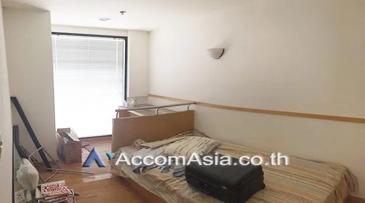 picture 🔼🔽 AccomA 📩  2 BR Condominium @ICON III (13002006) - 5/9