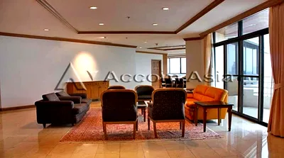 เช่าคอนโด BTS ทองหล่อ : 🔼🔽 AccomA 📩 Bright condominium with open views and wood accents (24494)