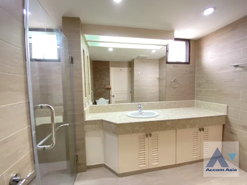 รูป 🔼🔽 AccomA 📩 Minimal-style condominium in soft tones near Sukhumvit (23619) - รูปที่ 9/10