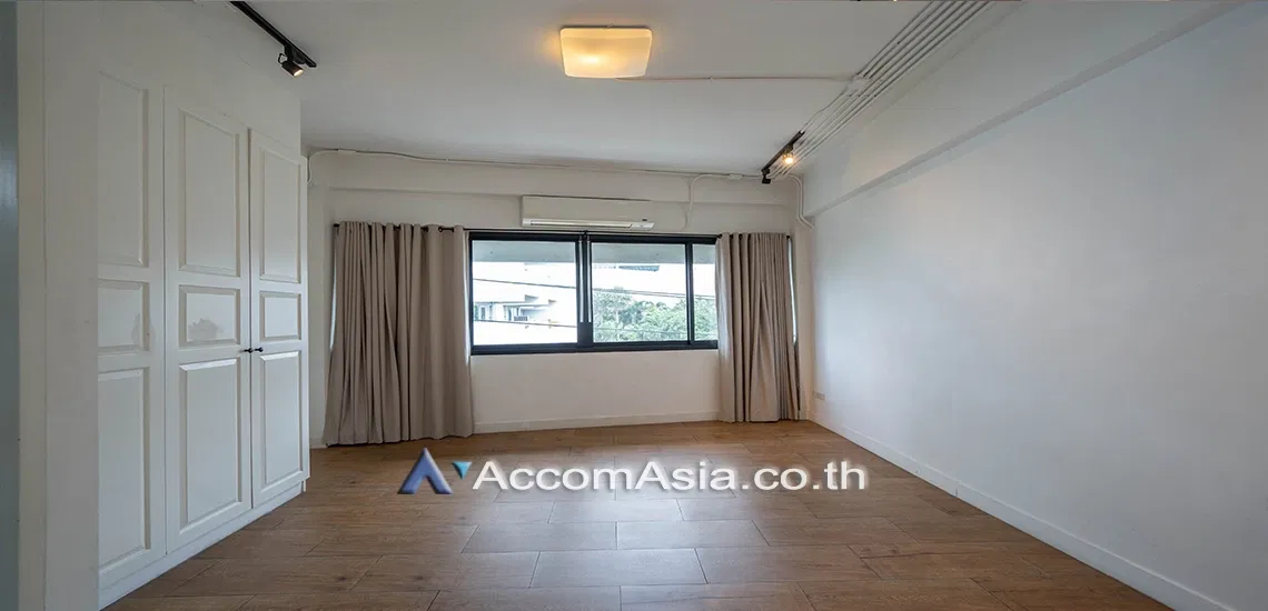 picture 🔼🔽 AccomA 📩 Townhouse with Home Office setup and 3 Bedrooms near MRT Lumphini (AA16931) - 8/18