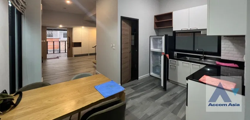 picture 🔼🔽 AccomA 📩  3 BR House in Khlong Ton Nuea (AA42494) - 4/19