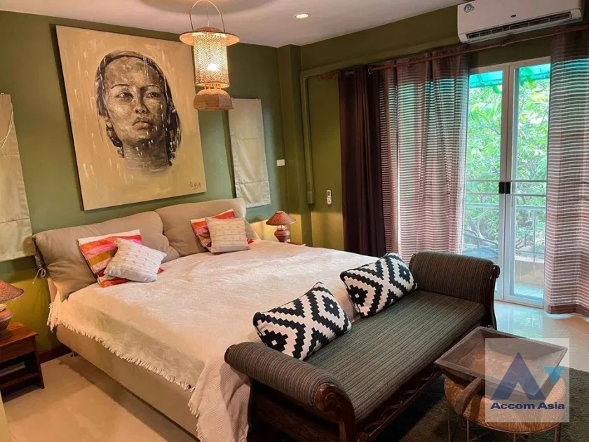 รูป 🔼🔽 AccomA 📩 Stylish townhouse 3 beds for rent in Sukhumvit, Bangkok near BTS Punnawithi (AA39864) - รูปที่ 19/20