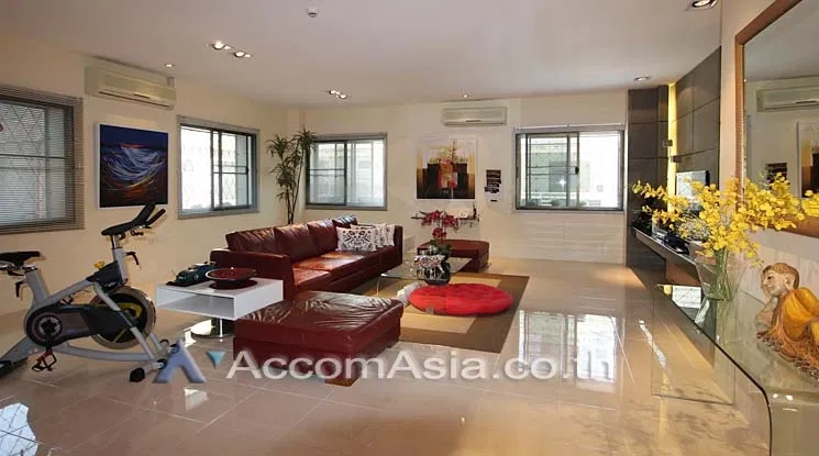 picture 🔼🔽 AccomA 📩  3 BR Condominium @Pearl Garden (AA10746) - 1/10