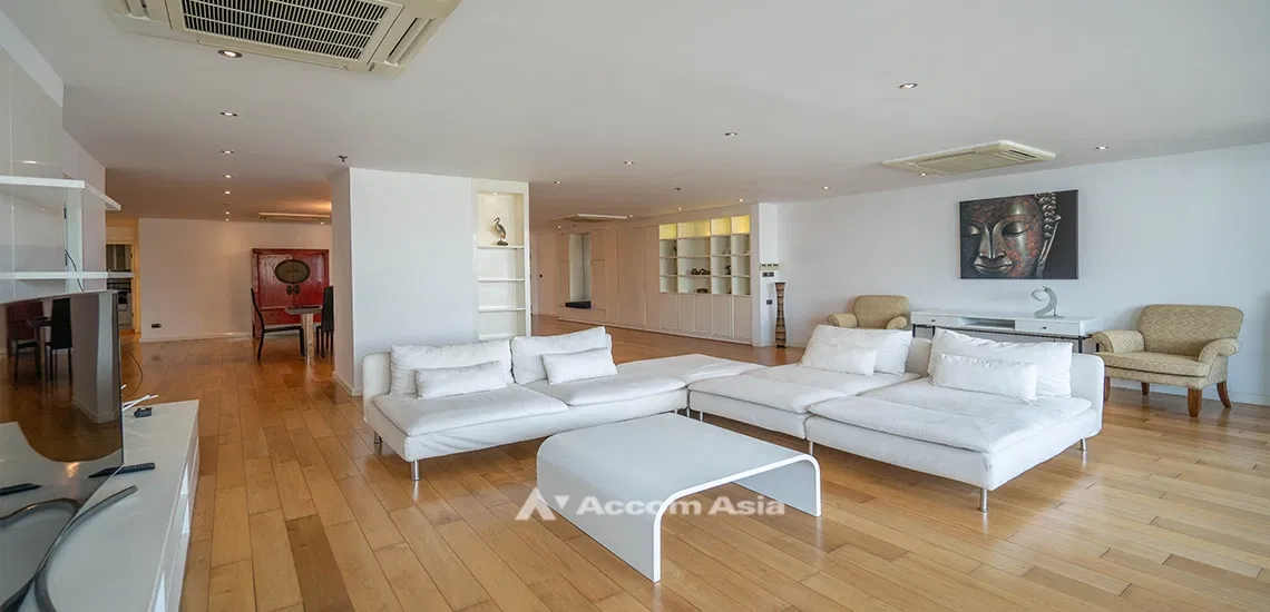 รูป 🔼🔽 AccomA 📩 Modern light-toned condo with open terrace and built-in walk-in closet (21358) - รูปที่ 3/17