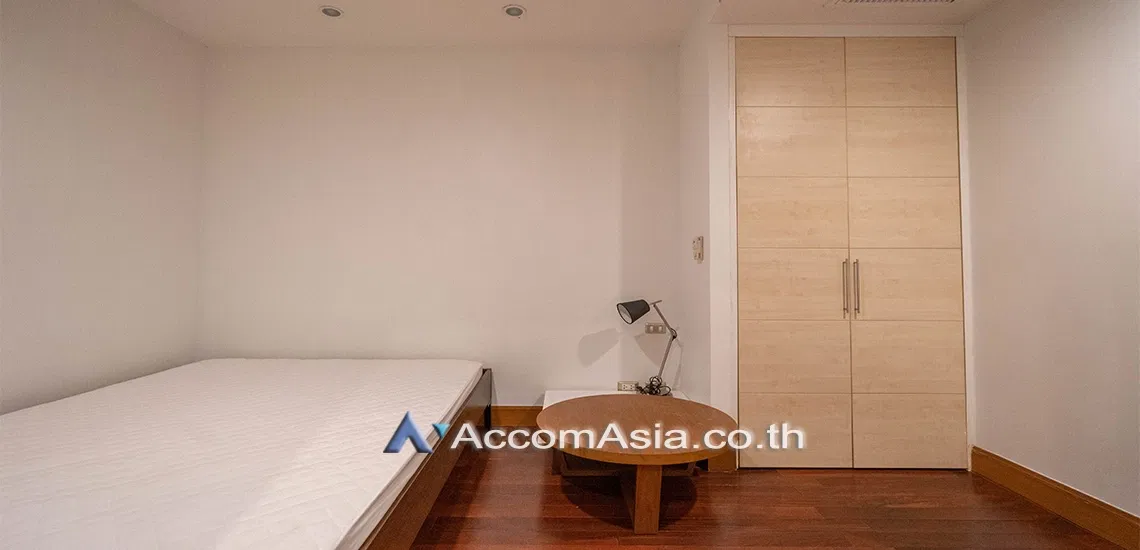 picture 🔼🔽 AccomA 📩 Bright corner condominium with full city view (1521077) - 7/10