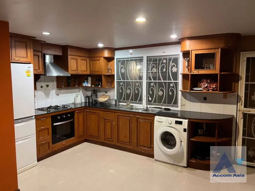 picture 🔼🔽 AccomA 📩 Stylish townhouse 3 beds for rent in Sukhumvit, Bangkok near BTS Punnawithi (AA39864) - 12/20