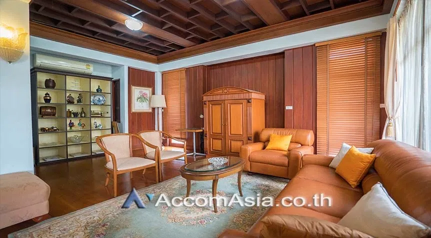 picture 🔼🔽 AccomA 📩 Warm family house with wooden charm in Sukhumvit compound (1720010) - 4/16