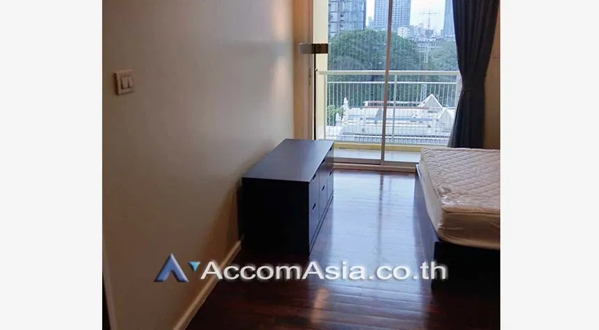 picture 🔼🔽 AccomA 📩 Silver Heritage Condominium - 8/12