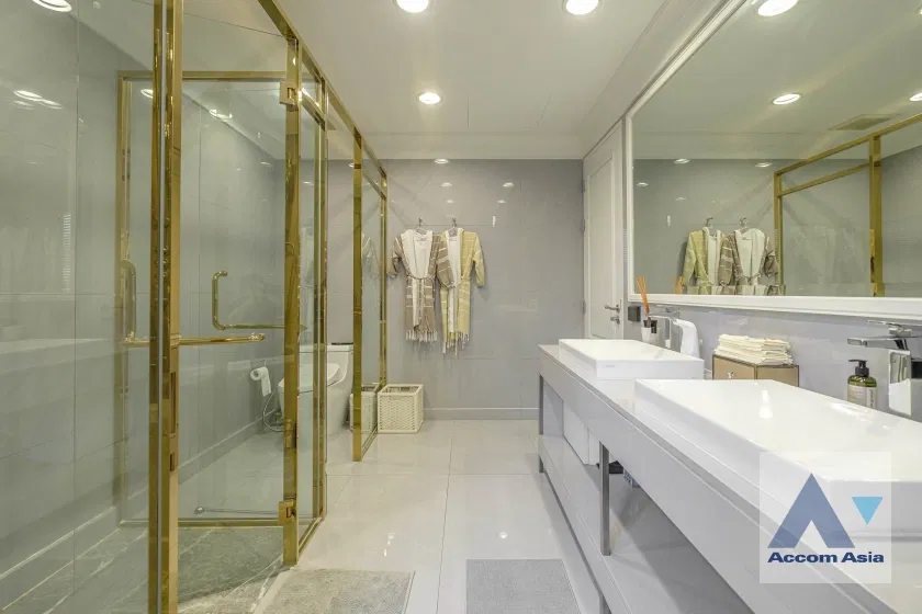 รูป 🔼🔽 AccomA 📩 Private Swimming Pool,Huge Terrace 4 BR Townhouse @749 Residence (AA31156) - รูปที่ 17/20