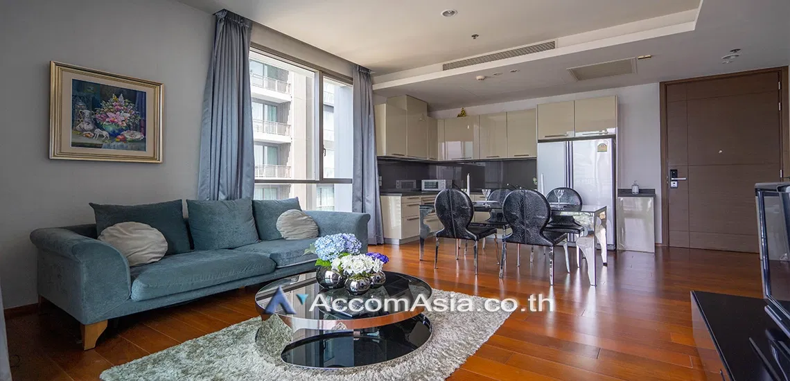 รูป 🔼🔽 AccomA 📩 Newly renovated 2 BR Condominium @Quattro Thonglor (AA20259) - รูปที่ 2/10
